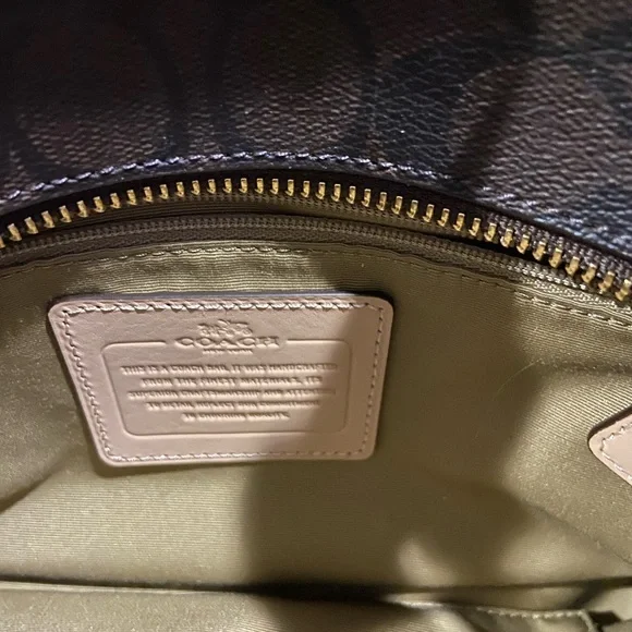 Coach Crossbody NWT - Picture 6 of 6